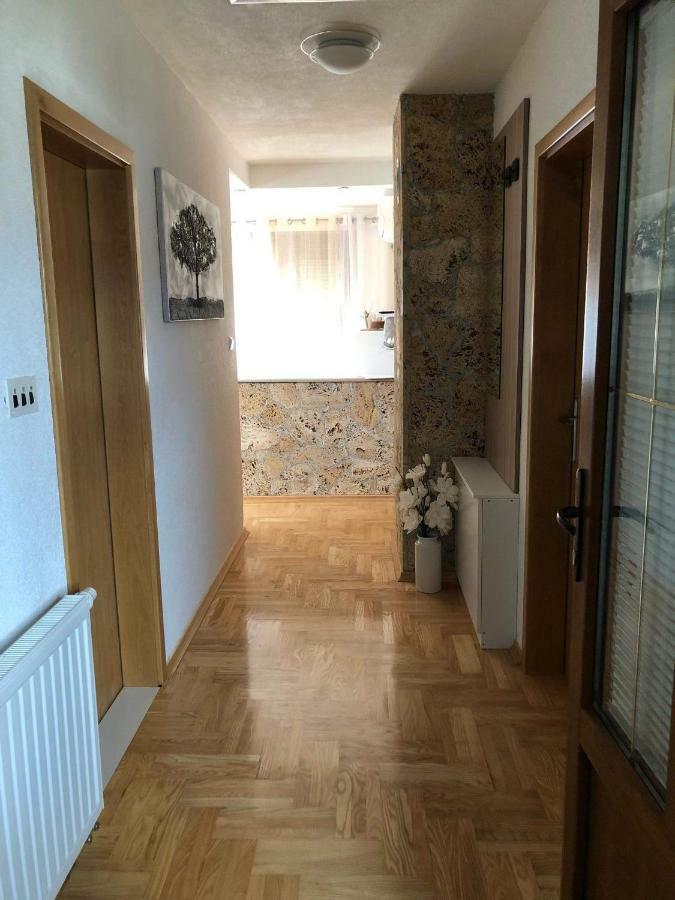 Apartment Majetic Gornji Vaganac Εξωτερικό φωτογραφία