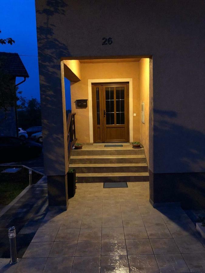 Apartment Majetic Gornji Vaganac Εξωτερικό φωτογραφία
